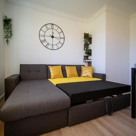 Appartement 3 Chambres Tout Equipe 6-8 Personnes มาร์กเซย ภายนอก รูปภาพ